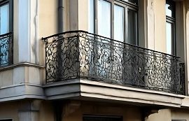 Кто отвечает за содержание балконов? Кто отвечает за содержание балконов?